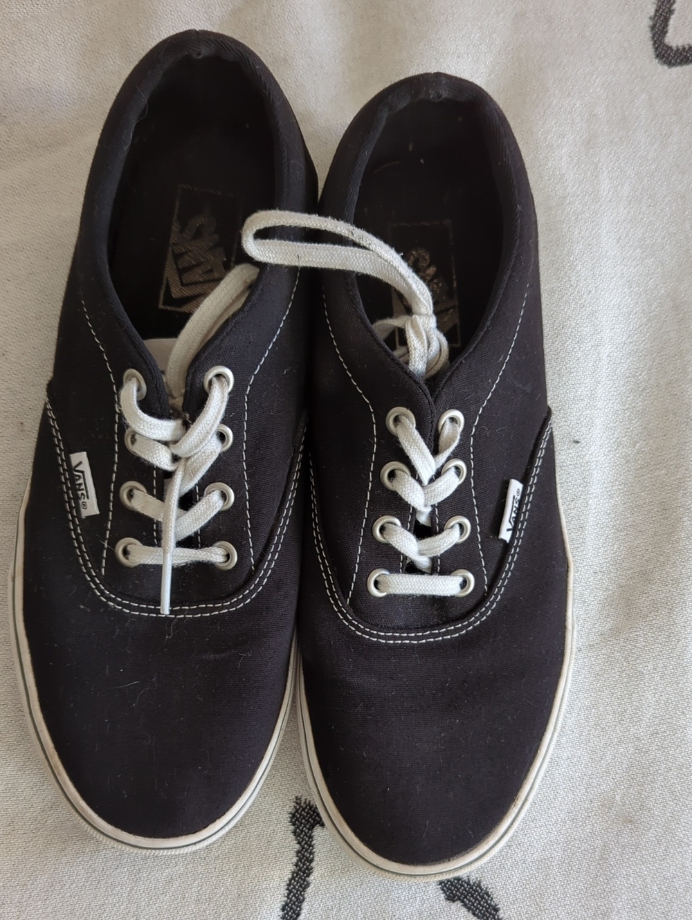 Vans Women’s Black Canvas Low-Top Sneakers